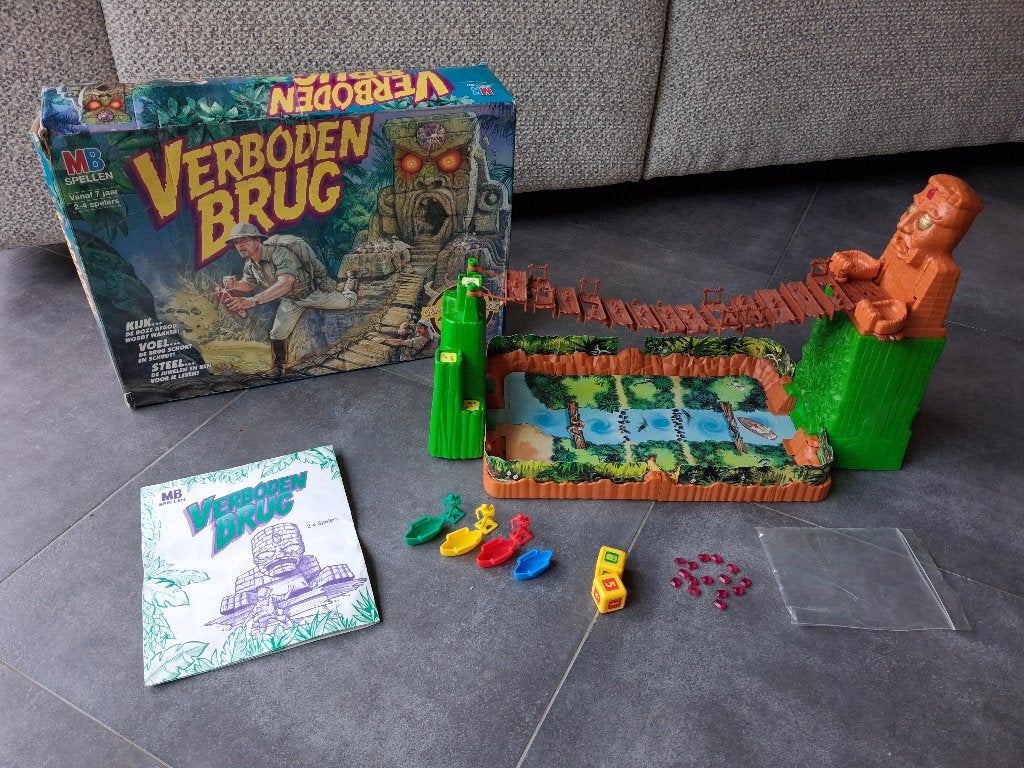 MB De Verboden Brug, Hobby en Vrije tijd, Ophalen of Verzenden, Gebruikt