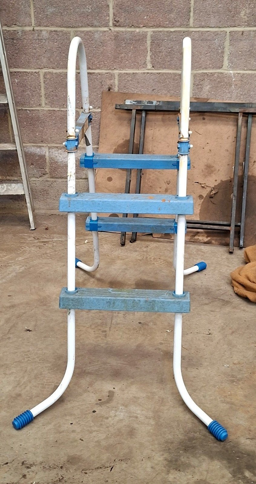 Échelle de piscine 2 marches, Ladder