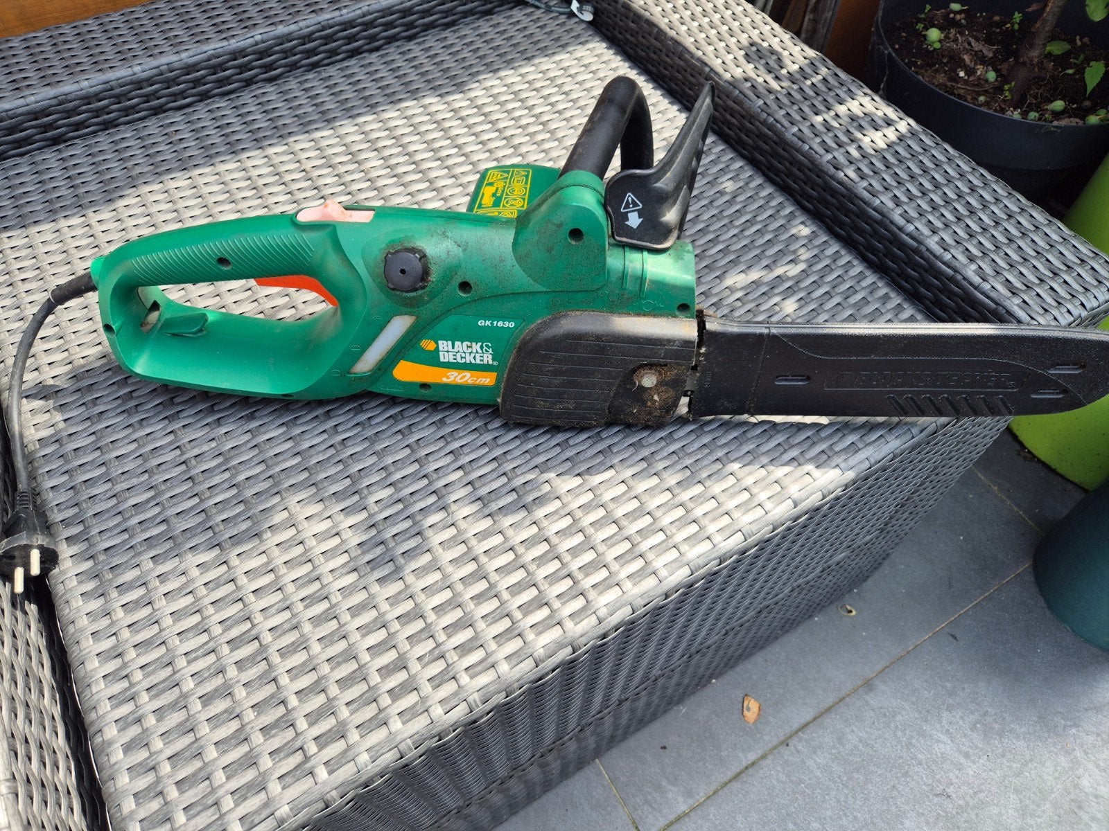 Kettingzaag black&decker, Ophalen