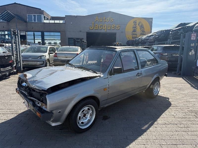 VOLKSWAGEN POLO 1.3 OLDTIMER BENZINE 01/88, Auto's, Volkswagen, Bedrijf, Zilver of Grijs, Polo, Handgeschakeld