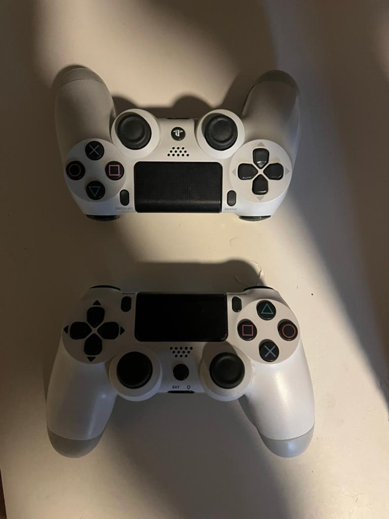 Ps4 controllers, Games en Spelcomputers, Spelcomputers | Sony Consoles | Accessoires, Ophalen of Verzenden, Zo goed als nieuw