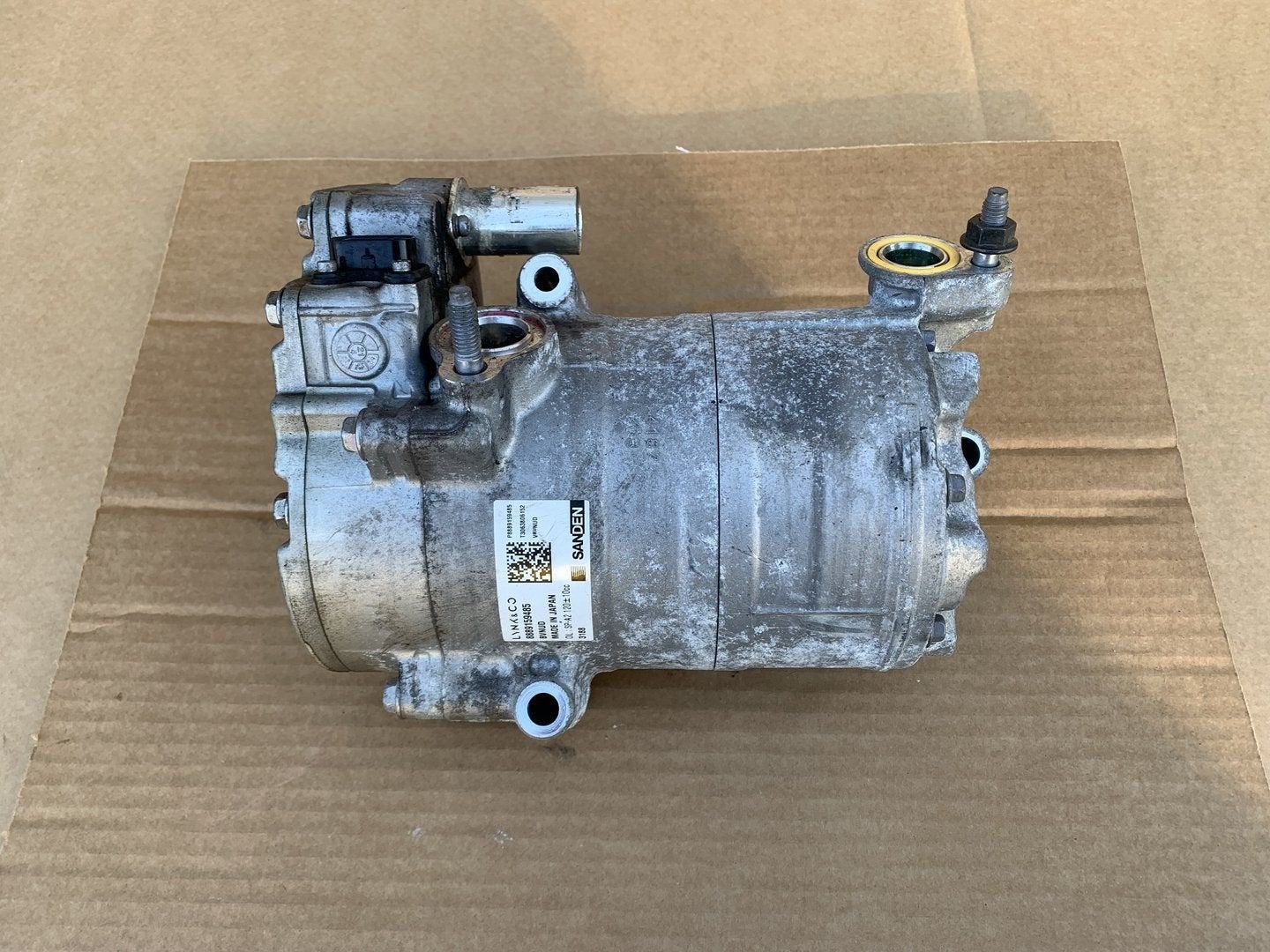 aircopomp lynk en co 01 2021 tot 2024 8889159485 compressor, -, Utilisé, Autres marques automobiles, -