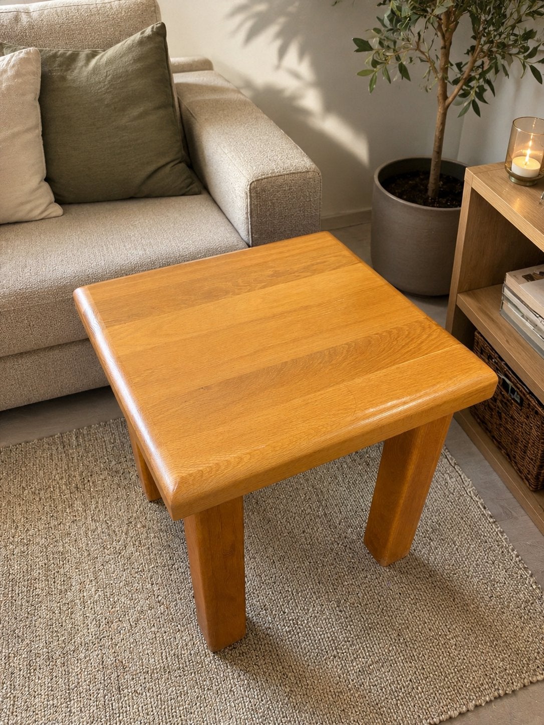 Massief houten bijzettafel / salontafel – 60x60x60 cm, Huis en Inrichting, Ophalen, Zo goed als nieuw
