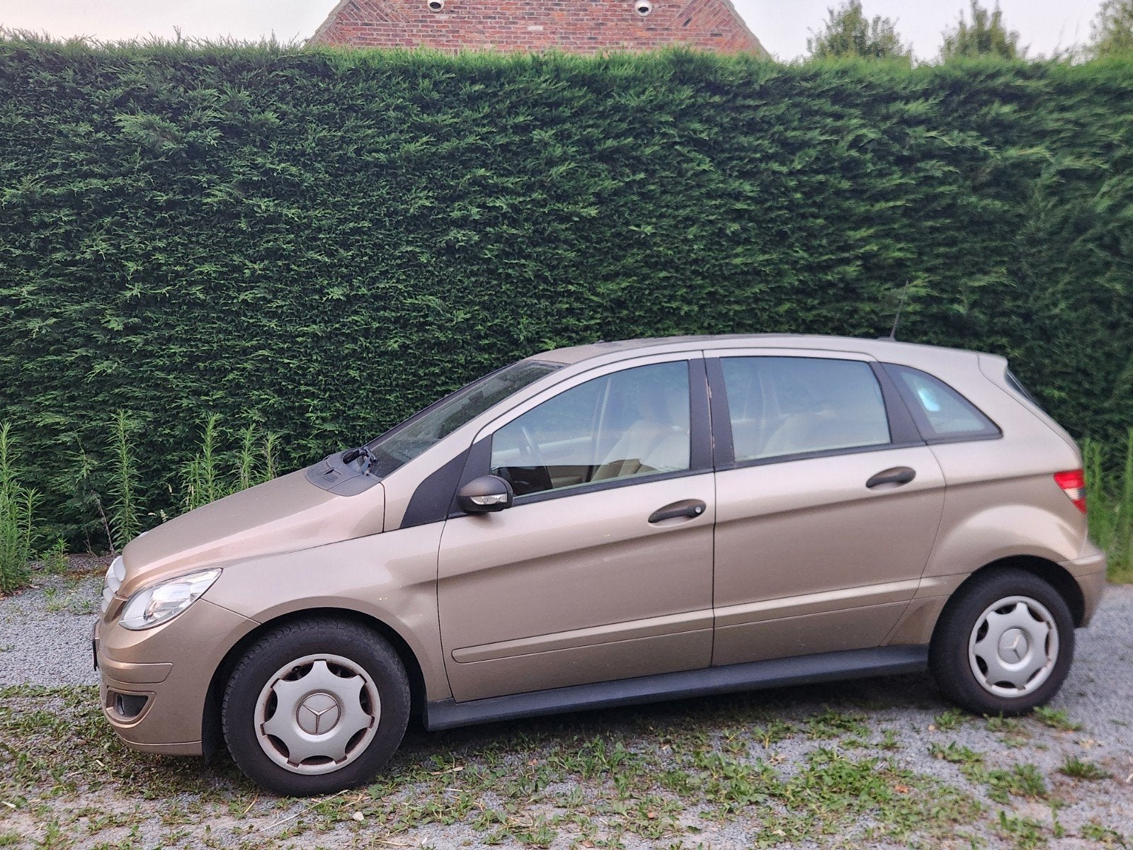 Mercedes homologué pour la vente
Fonctionne parfaitement, ma, Autos, Achat, CL, Particulier, MPV ou Monospace