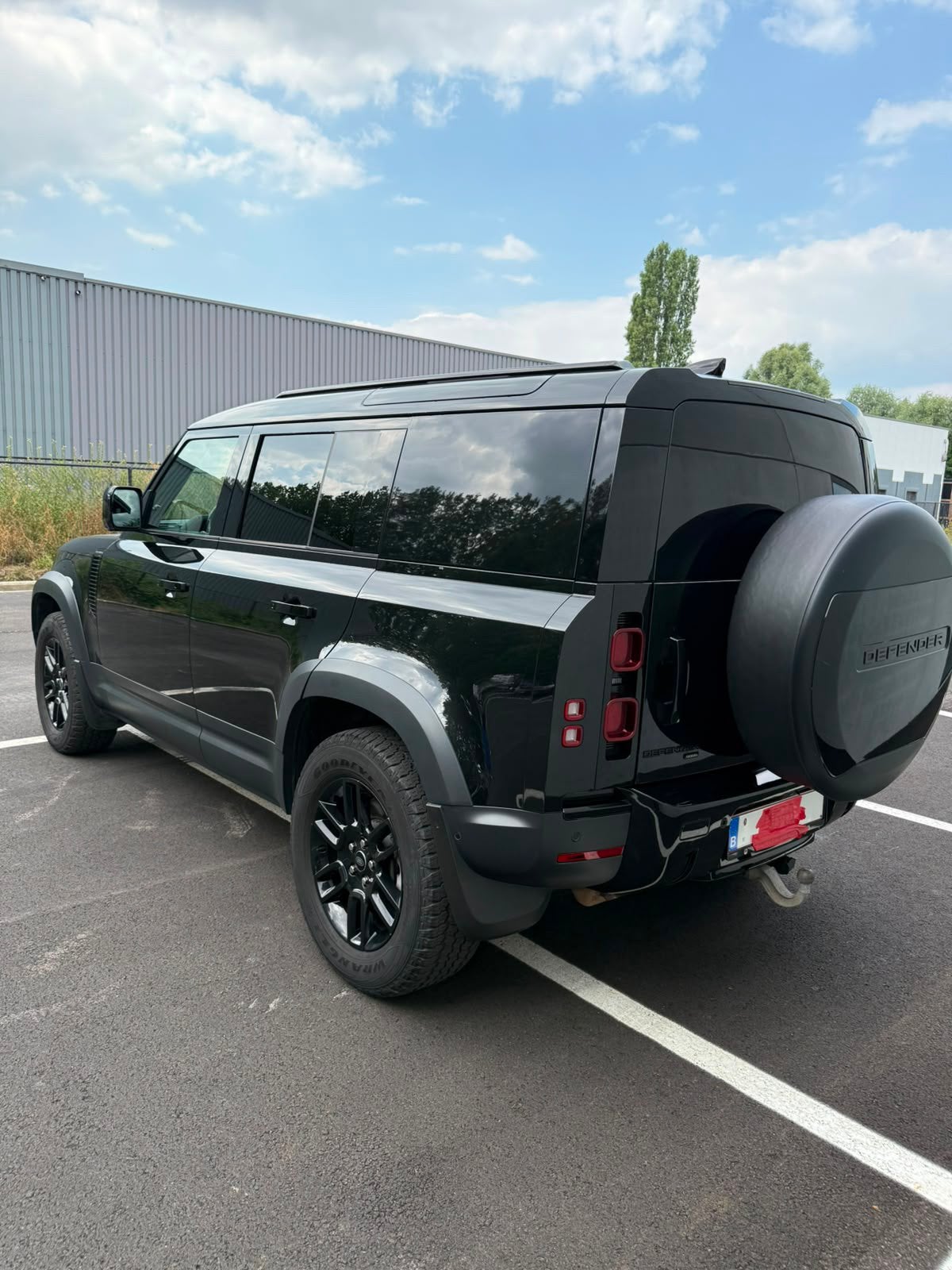 Landrover Defender 3.0 D HARDTOP 110, Automaat, Zwart, Defender, Diesel
