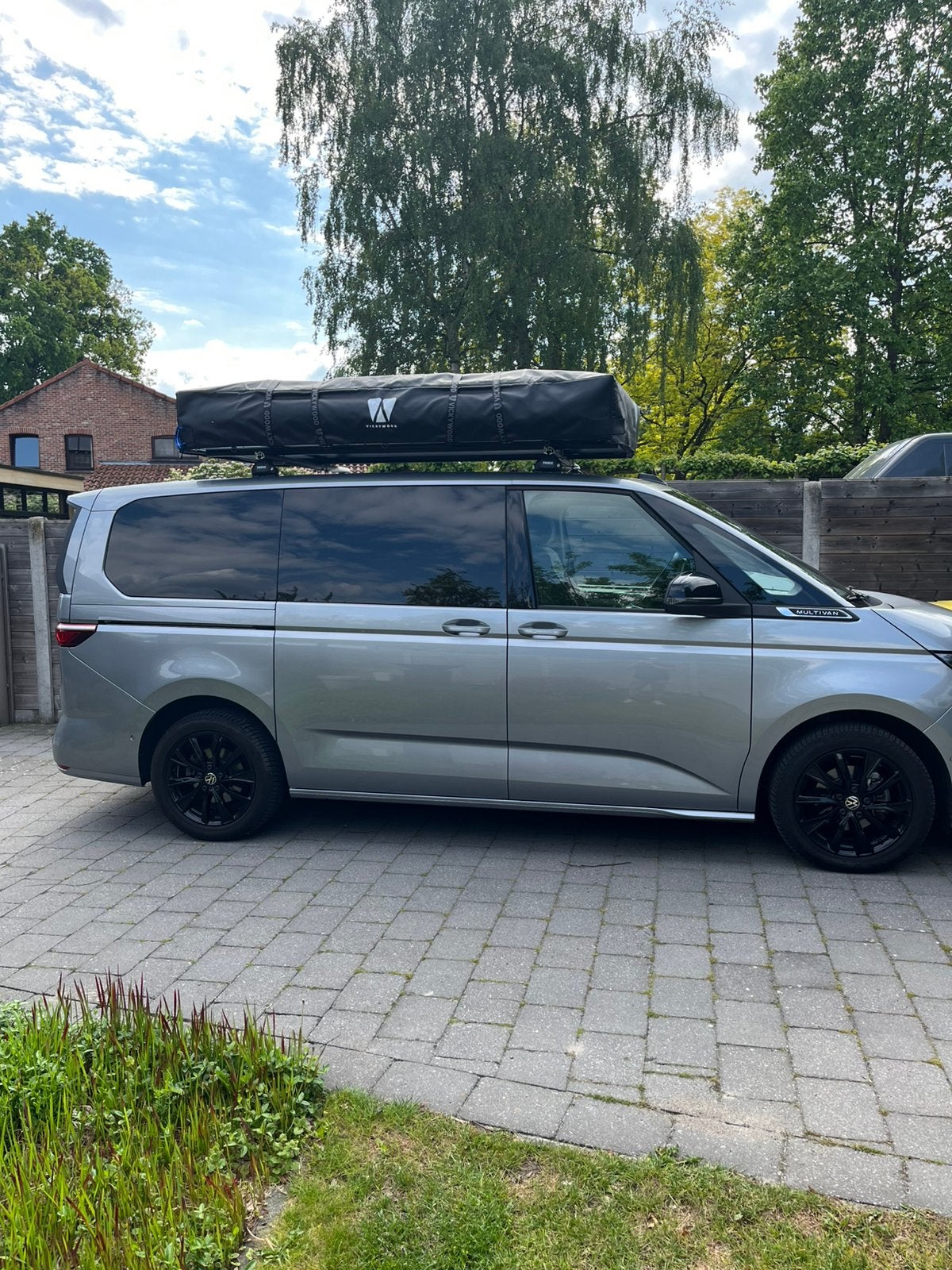 Volkswagen multivan T7, Autos, Volkswagen, Argent ou Gris, Euro 6, Entretenue par le concessionnaire, 5 portes