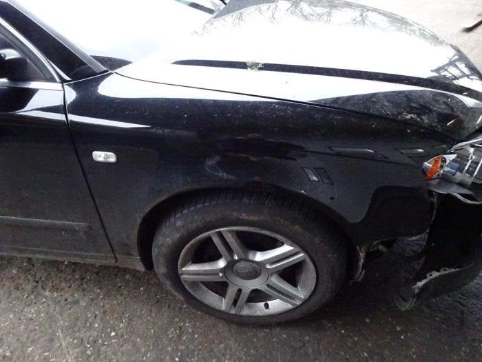 Scherm rechts-voor van een Audi A4 (LY9B), Auto-onderdelen, Gebruikt, -, -, -