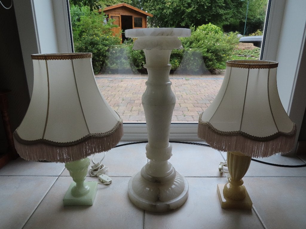 Lot 2 lampes sur pied et colonne, le tout en albâtre, Antiquités & Art, Enlèvement