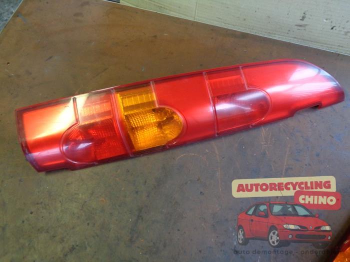 Achterlicht links van een Renault Kangoo, Gebruikt, -, Renault, -