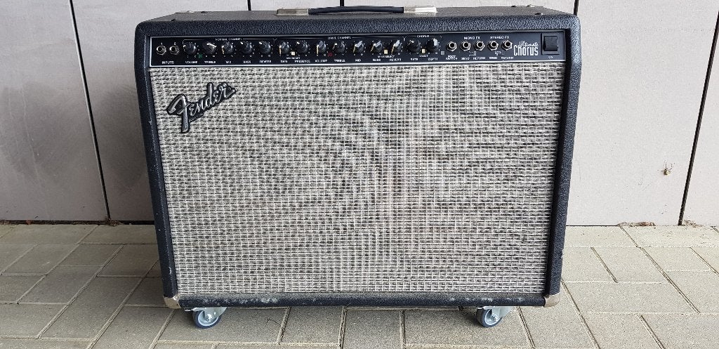 Fender Ultimate Chorus, Ophalen, Gebruikt, Gitaar, 100 watt of meer