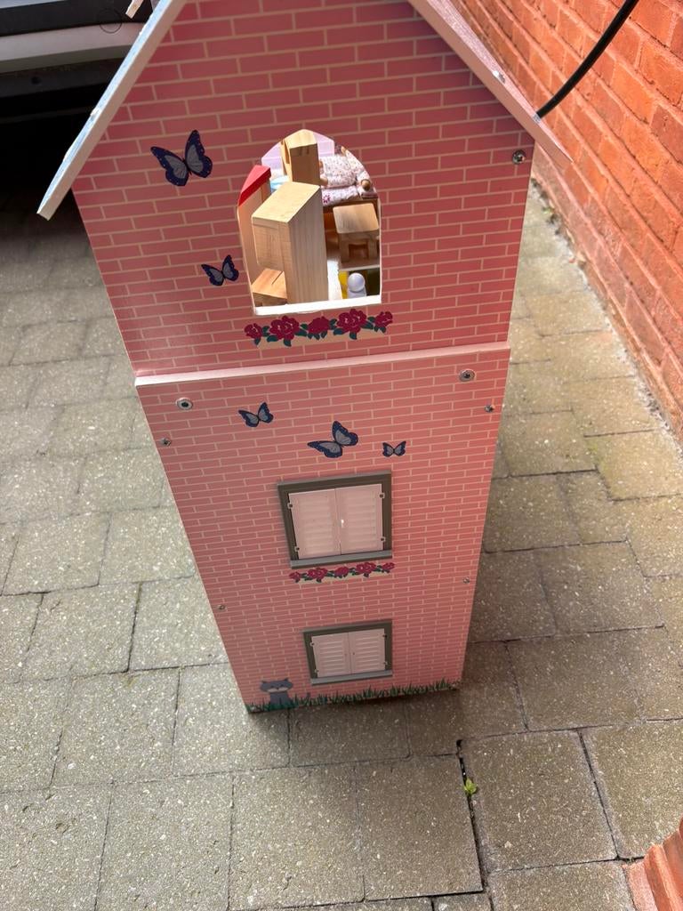 Houten poppenhuis met meubilair, Ophalen, Zo goed als nieuw, Poppenhuis