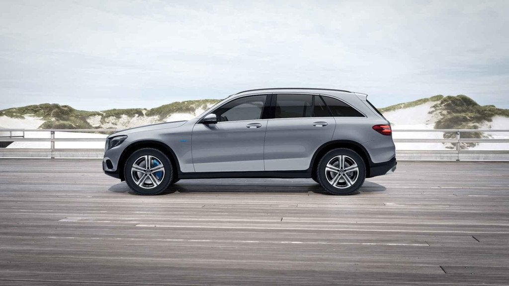 Mercedes-Benz GLC-Klasse 350 e 4MATIC SUV Luxury Line | Trek, Auto's, Mercedes-Benz, Automaat, Stof, Euro 6, 2000 kg