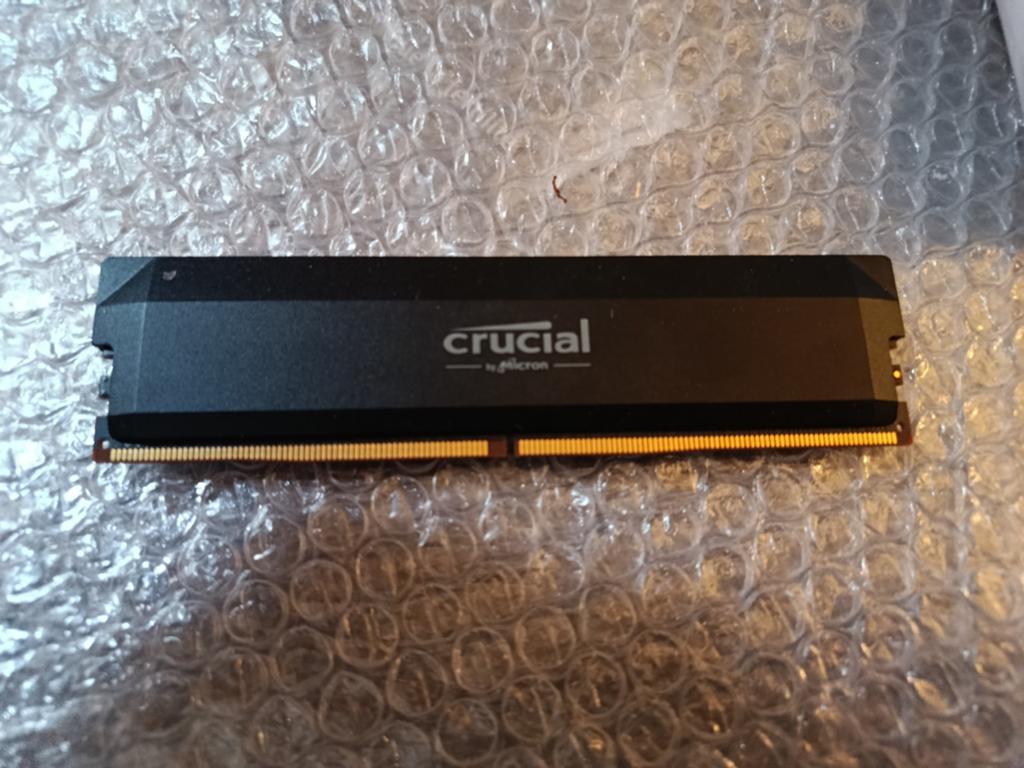Alleen Crucial DDR5 Pro 16 GB 6000 MHz CL36 RAM-stick, Computers en Software, Accu's en Batterijen, Zo goed als nieuw, Crucial