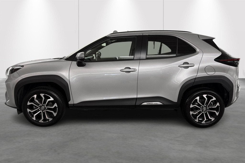 Toyota Yaris Cross 1.5 VVT-ie Hybrid 85kW Active Plus CVT, Argent ou Gris, Achat, 750 kg, 116 ch