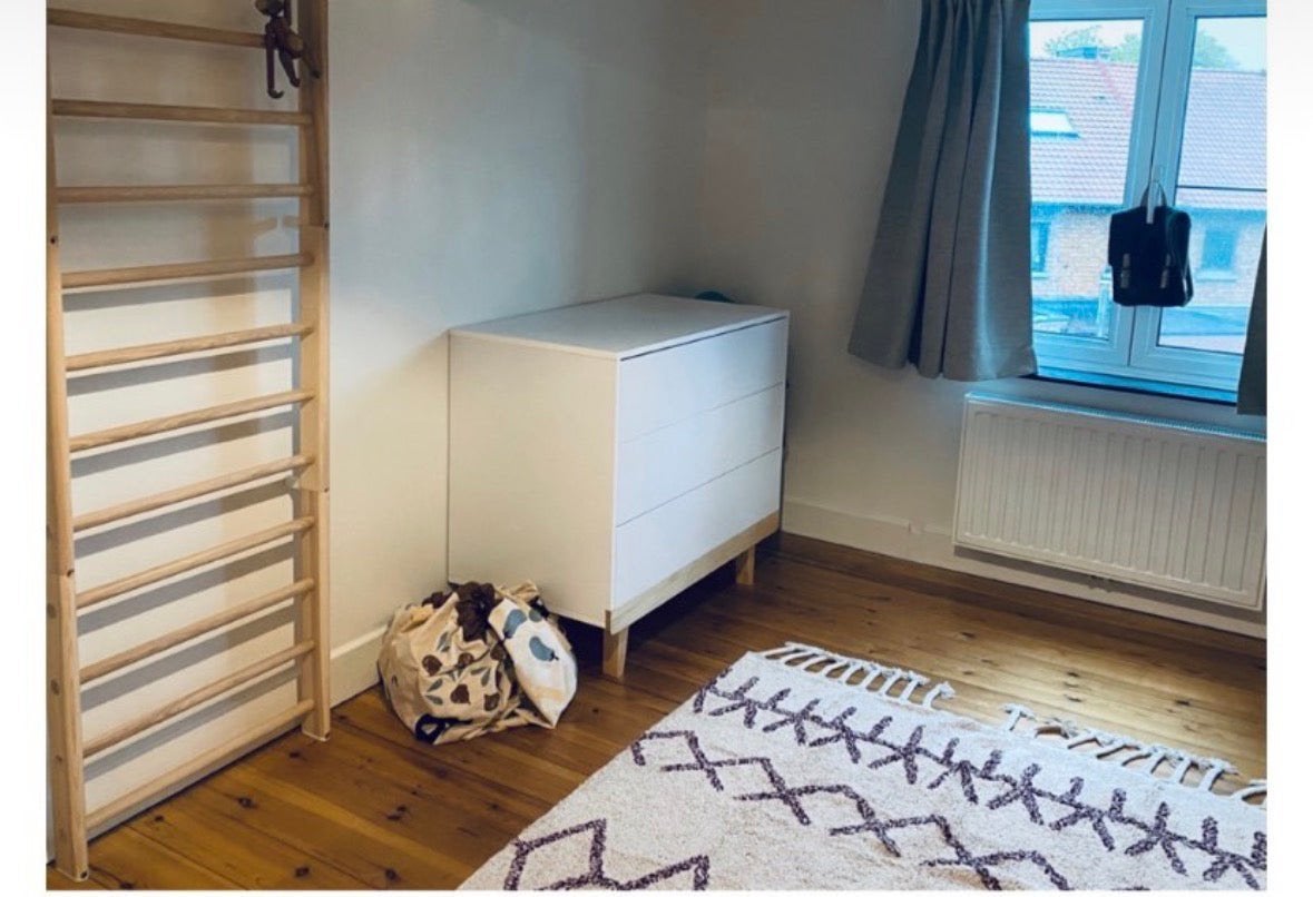 Leuke kleerkast/commode van Petite Amelie wit, Huis en Inrichting, Ophalen, Zo goed als nieuw