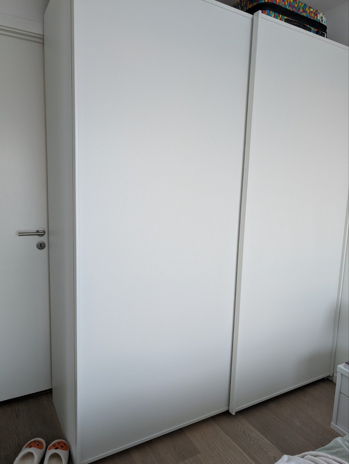 Armoire à vêtements blanche - porte coulissante, Ophalen