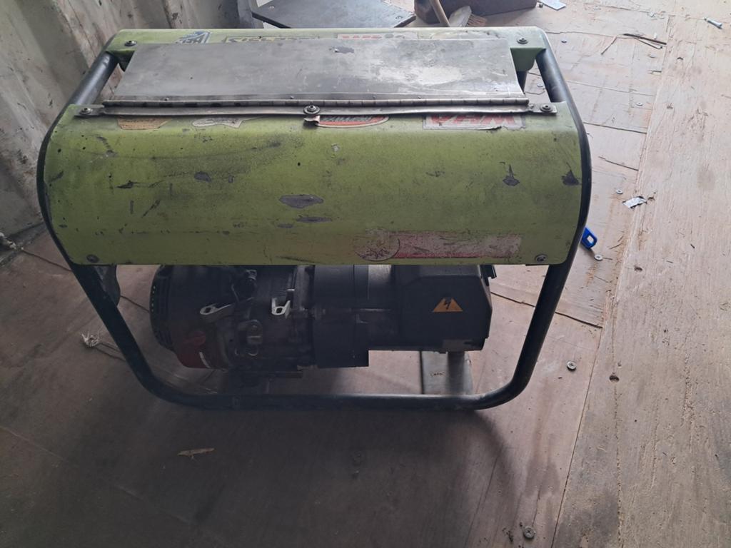 Pramac generator 3000W, Enlèvement