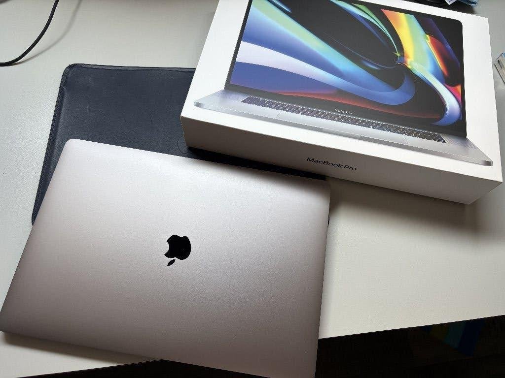 Apple MacBook Pro 16-inch Spacegrijs (2019), Gebruikt, 2 tot 3 Ghz, 512 GB, 16 inch