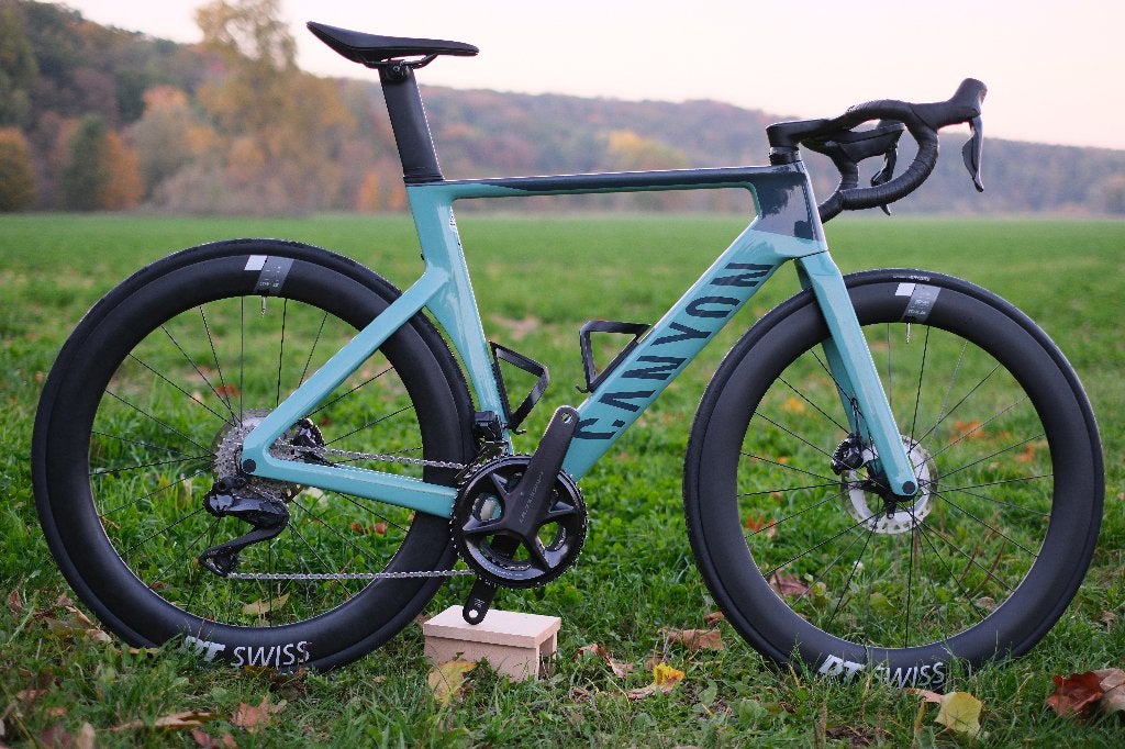 2022 Canyon Aeroad CF SLX8 size M (56), Fietsen en Brommers, 28 inch, Carbon, Heren, Zo goed als nieuw
