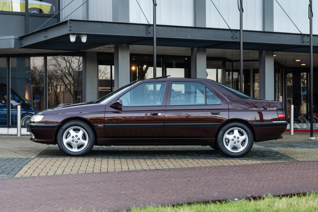 Peugeot 605 3.0-24V V6 SV (automatique), Autos, Rouge, 4 portes, Entreprise, Automatique