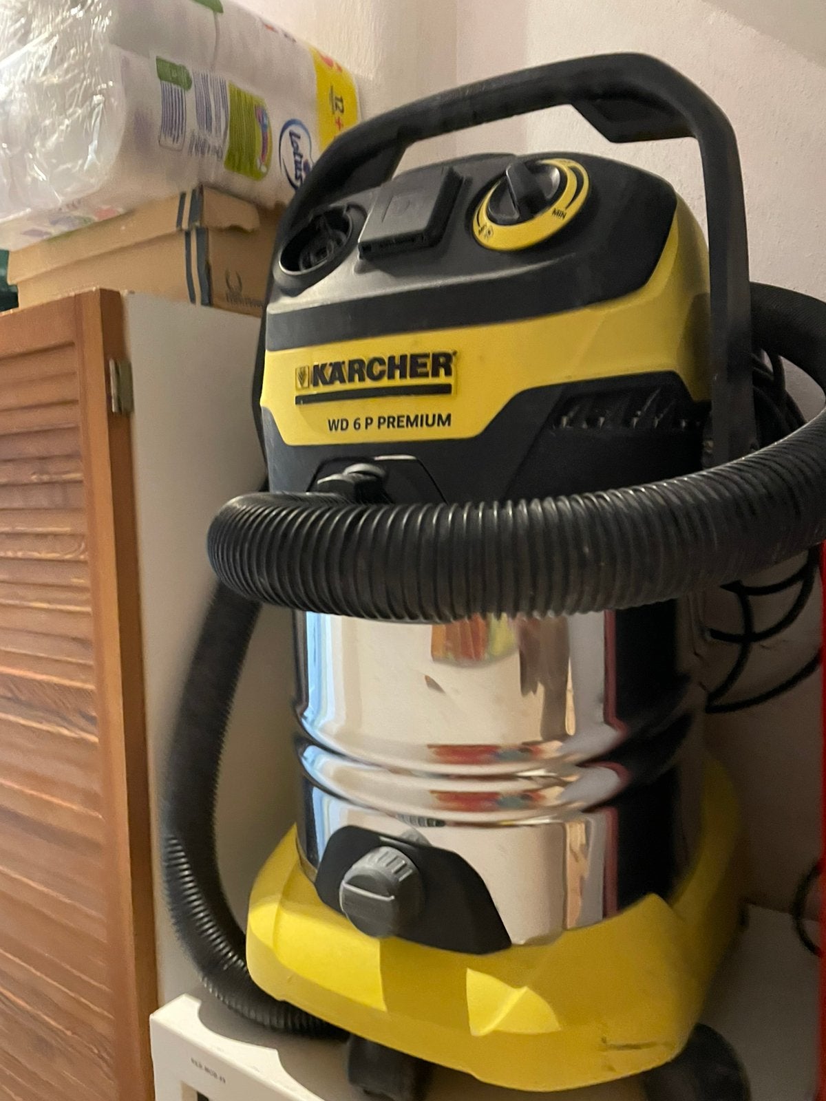 Aspirateur karcher, Bricolage & Construction, Matériel de nettoyage, Enlèvement, Comme neuf