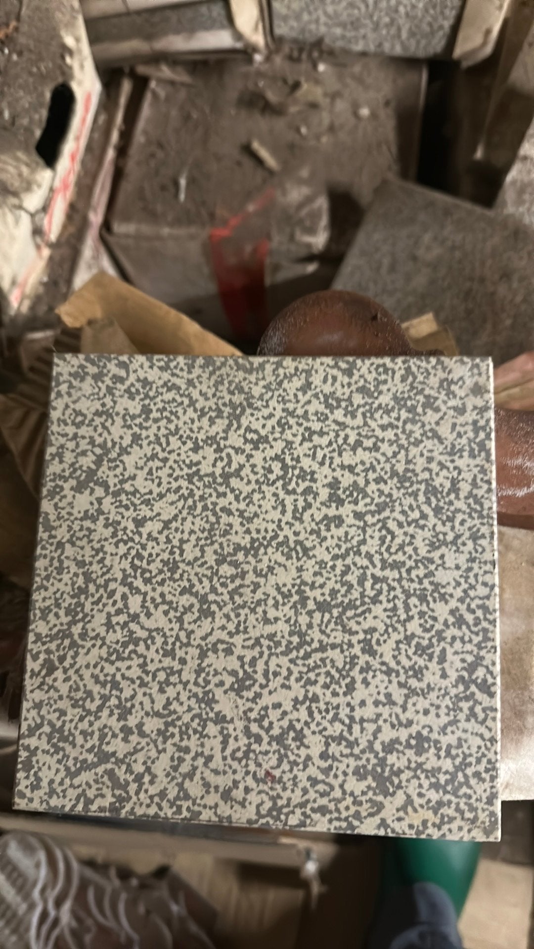 Lot tegels - gratis - 15x15 cm, Ophalen, Zo goed als nieuw