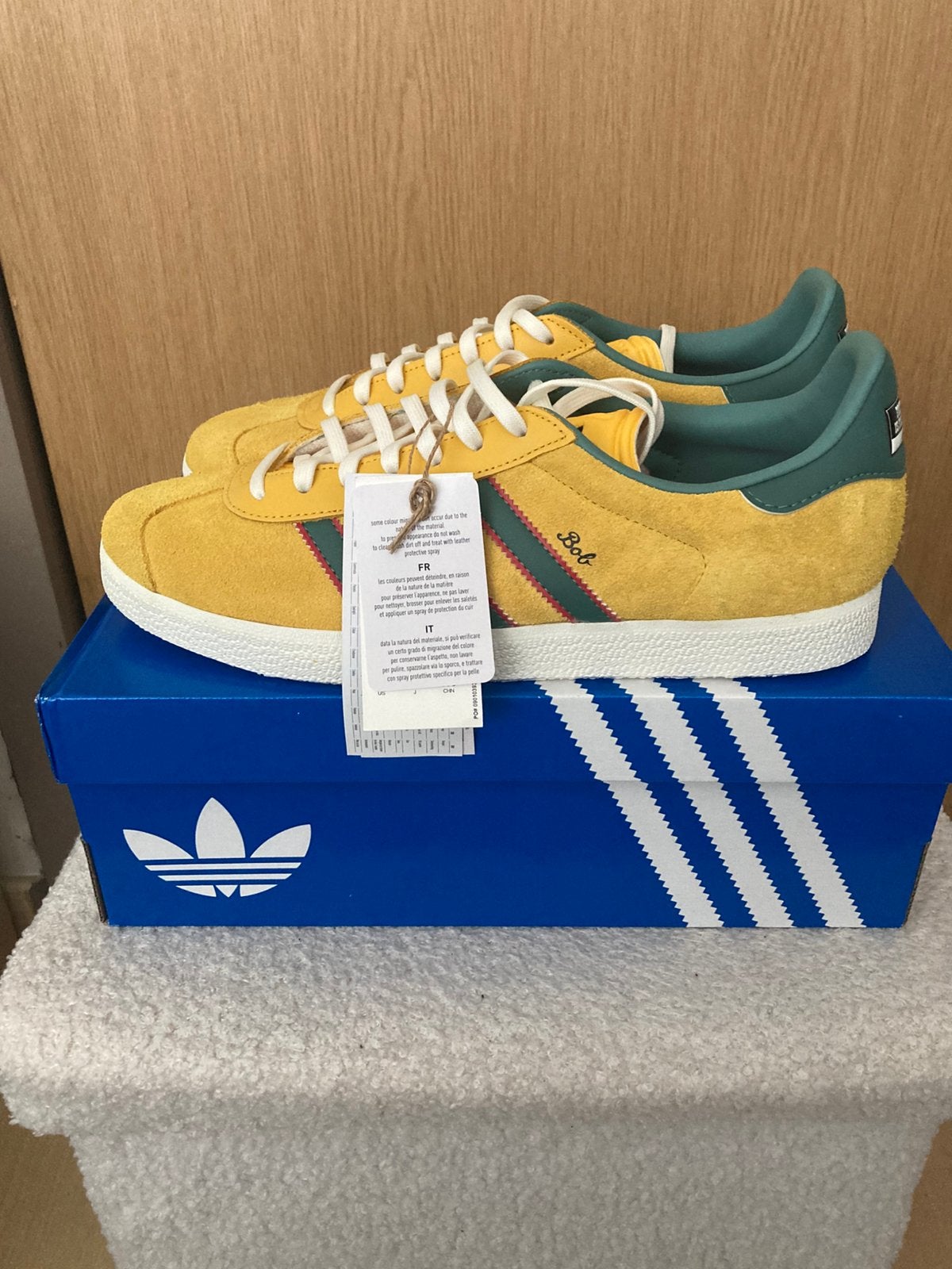 Adidas gazelle Bob Marley maat43 1/3, Ophalen of Verzenden, Zo goed als nieuw