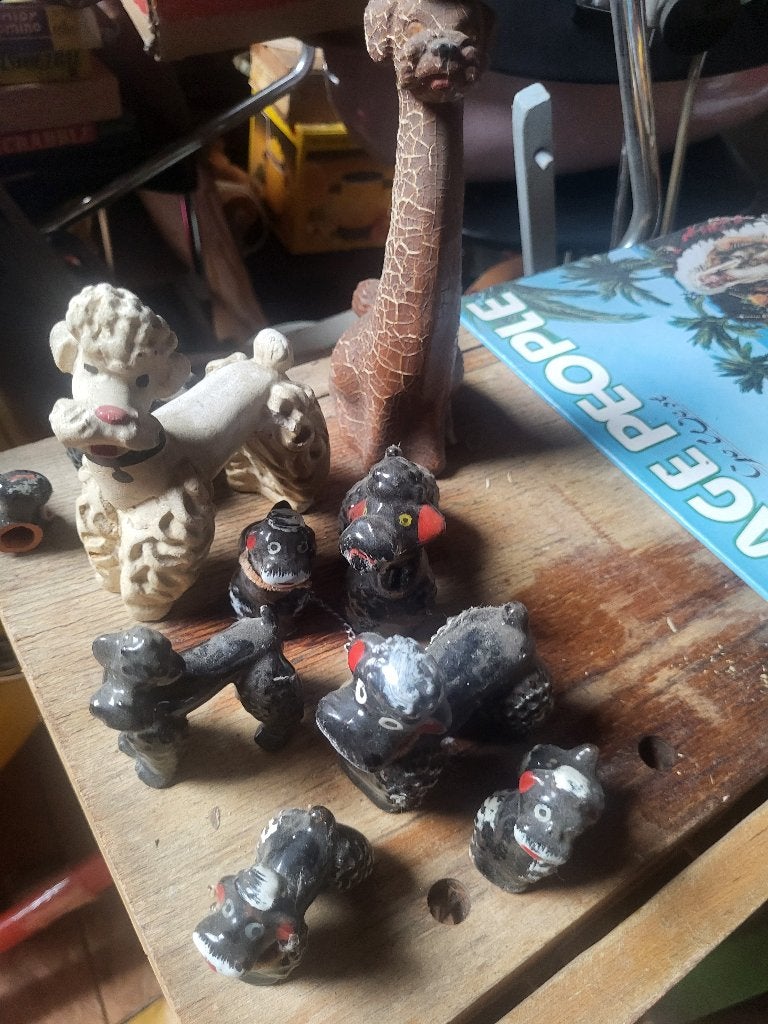 Kleine verzameling vintage keramieken poedel beeldjes. l, Ophalen of Verzenden