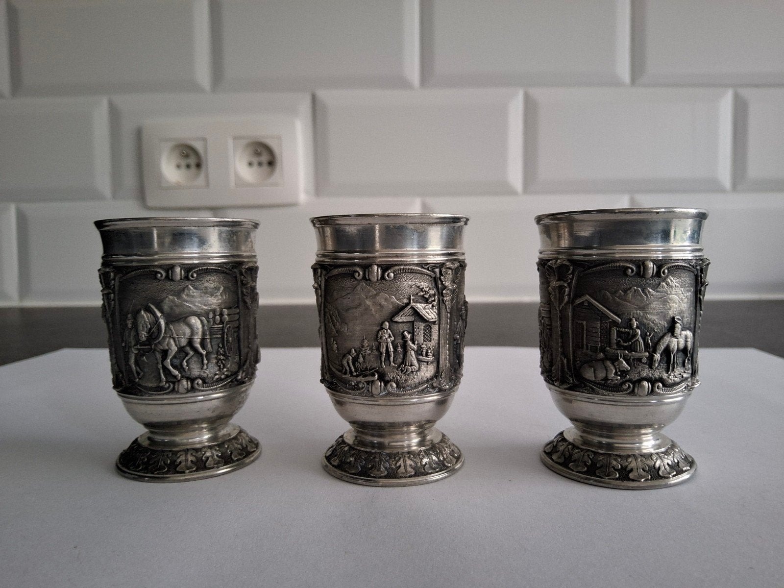 Verres à liqueur en étain VINTAGE, Collections, Enlèvement ou Envoi, Utilisé, Verres et Verres à shot