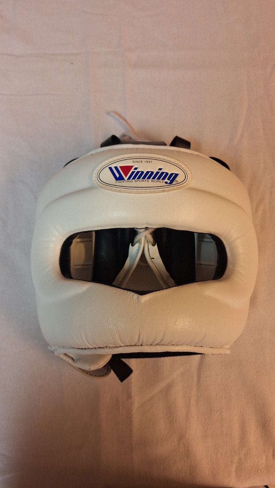Protège-tête de boxe Winning FG-2900, blanc, taille L, Sports & Fitness, Enlèvement ou Envoi, Protection pour arts martiaux, Autres