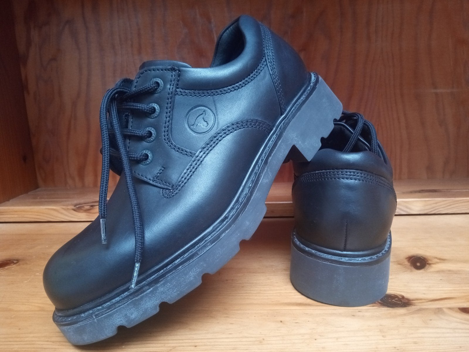 Superbales chaussures à lacets noires de la marque Montrex,, Enlèvement, Chaussures à lacets