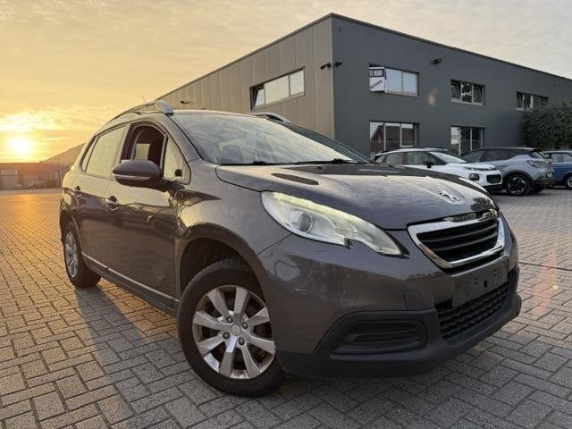 Peugeot 2008 1.2 Benzine Trekhaak | AUX | 1 JAAR GARANTIE, Auto's, Voorwielaandrijving, Gebruikt, 1199 cc, Verwarmde buitenspiegels