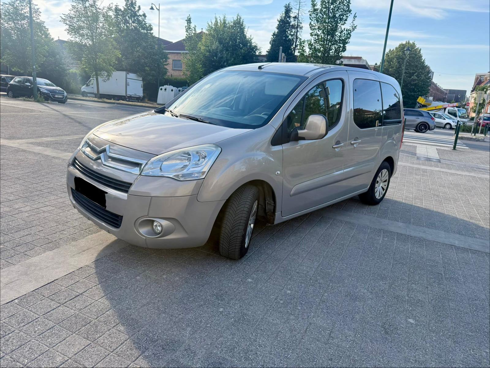 Citroën berlingo essence prête à immatriculer 125.000 km!!!!, Achat, Beige, USB, Beige