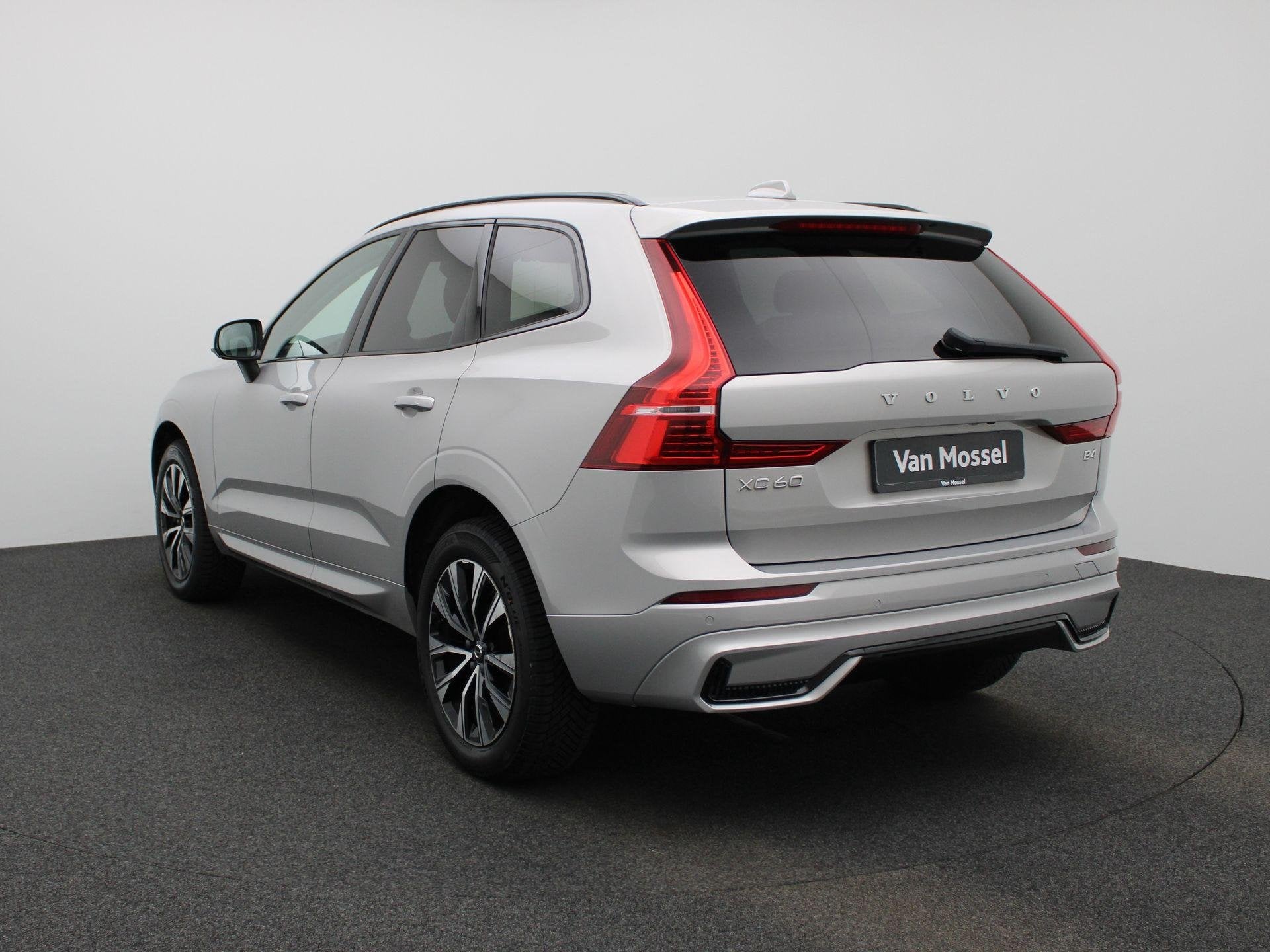 Volvo XC60 B4 D Plus Dark Aut. | Camera | PDC V+A | Zetelver, Auto's, 197 pk, Gebruikt, Euro 6, 4 cilinders