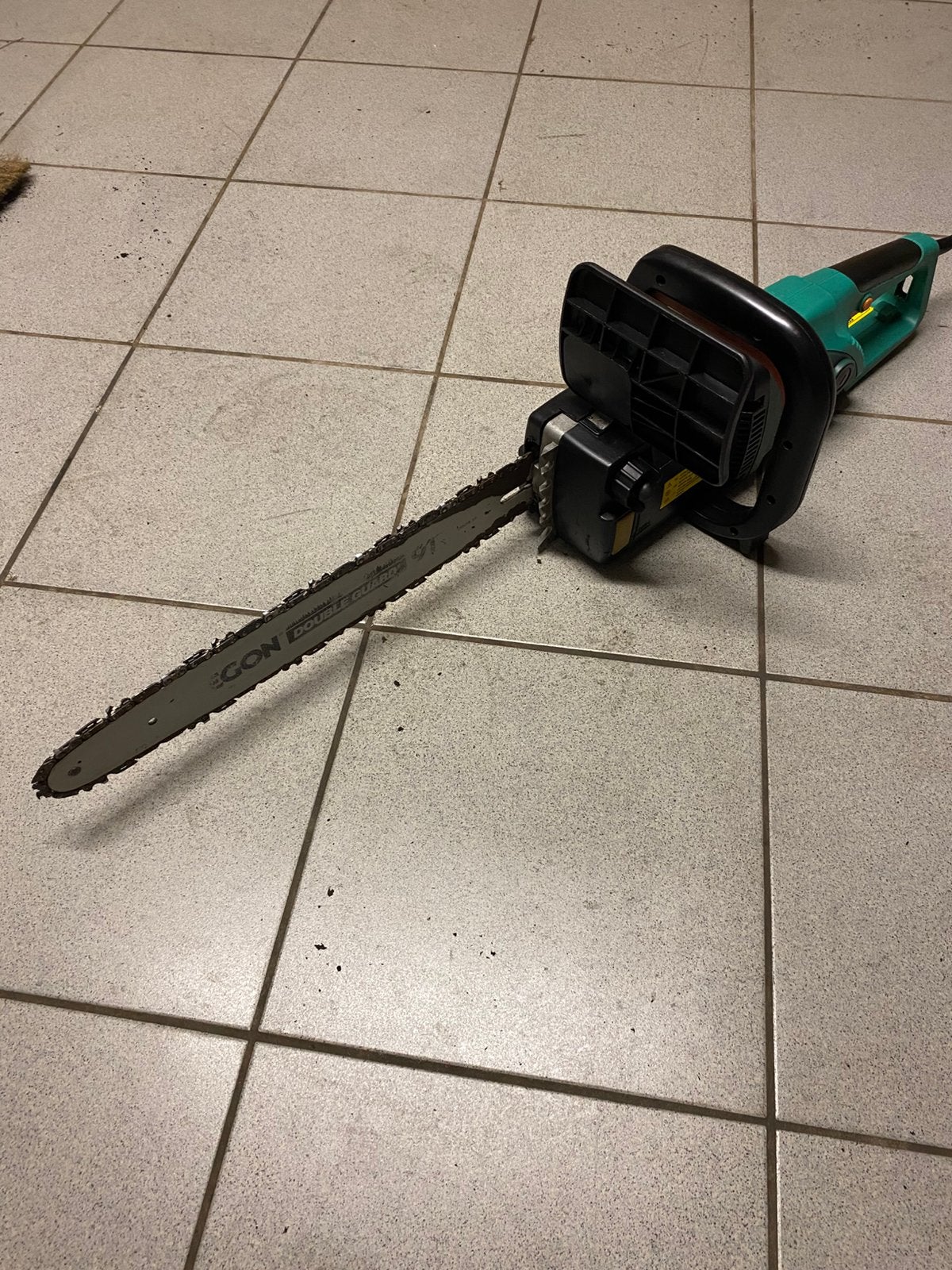 elektrische kettingzaag, Ophalen of Verzenden, Zo goed als nieuw