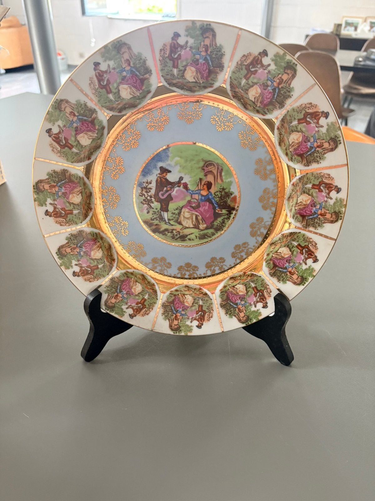 Assiette décorative vintage en porcelaine, Envoi