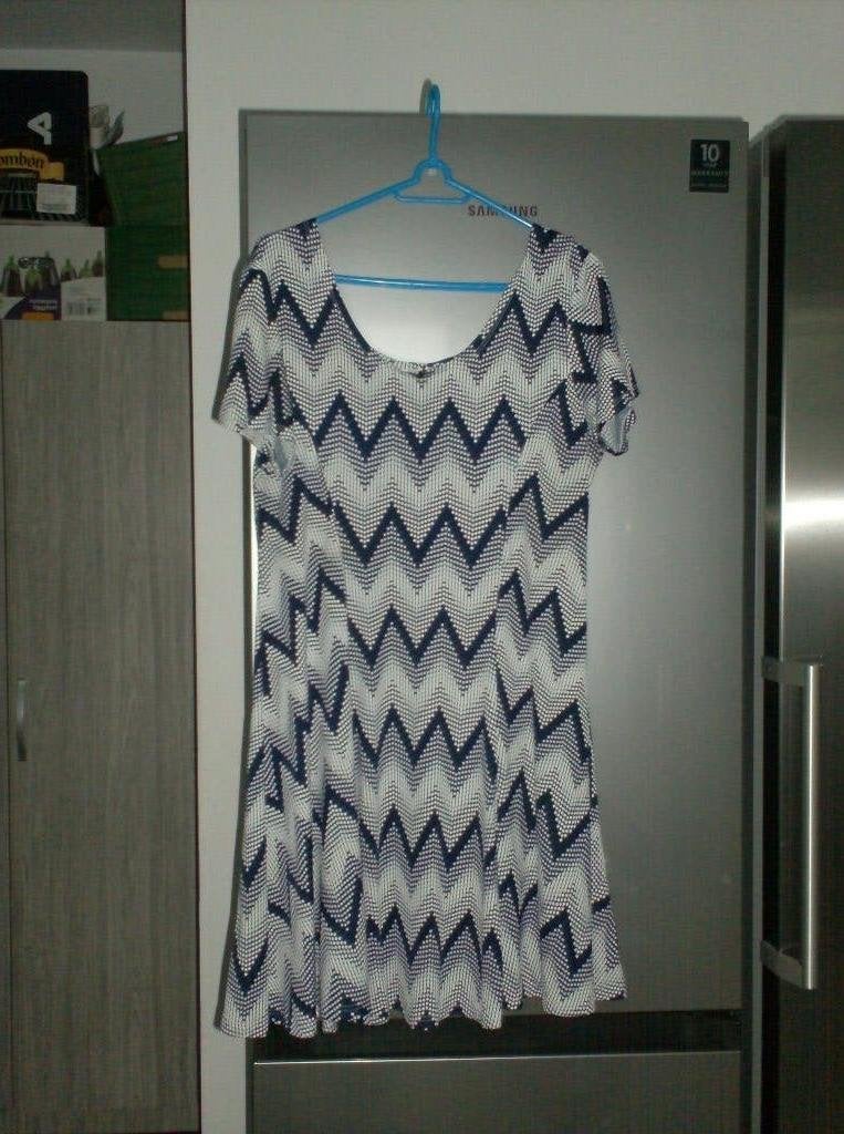 mooie jurk maat 48, Zwart, Maat 46/48 (XL) of groter, Ophalen of Verzenden, Zo goed als nieuw