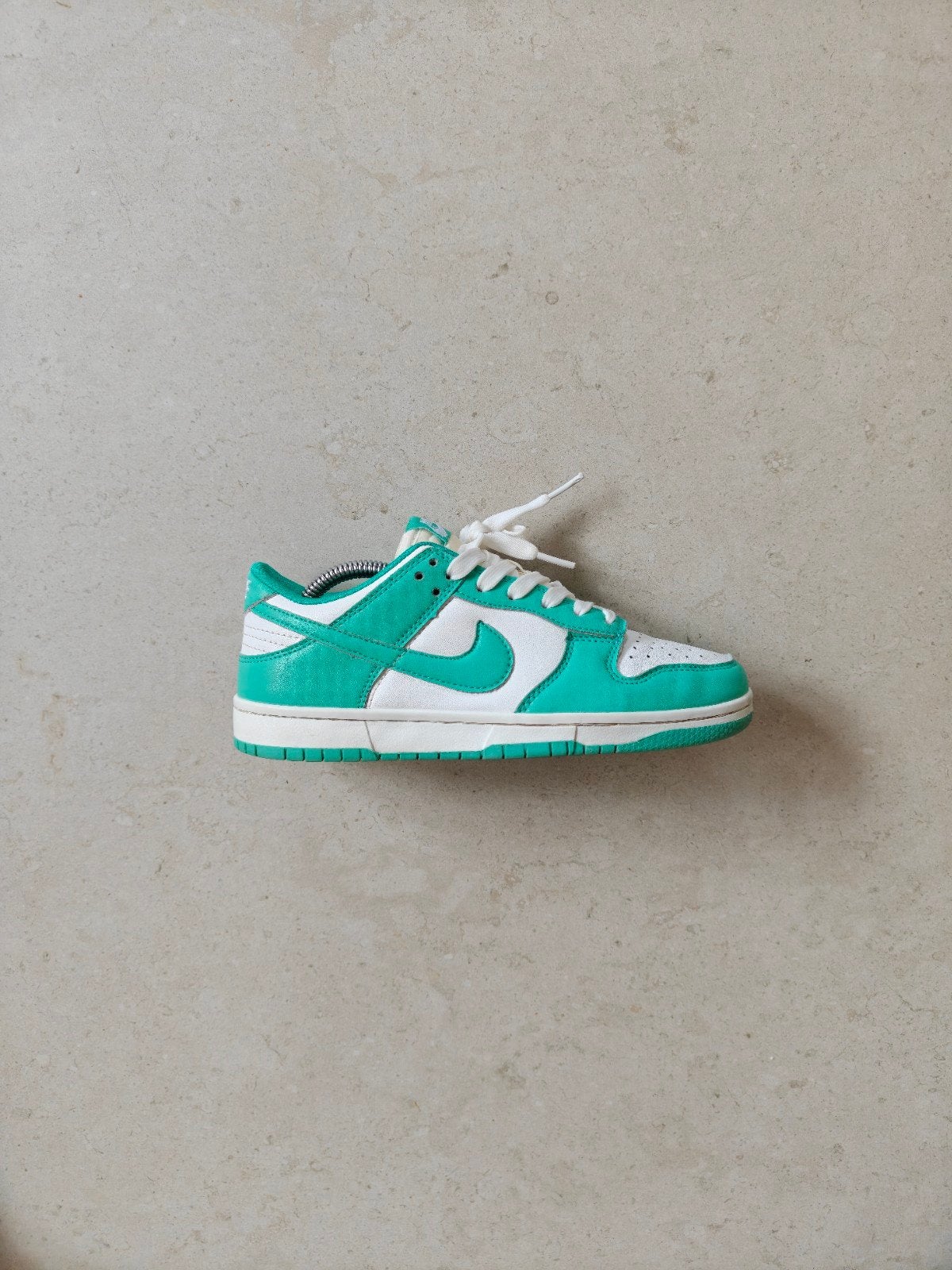 Nike Dunk Low - Maat 37.5, Kleding | Dames, Schoenen, Gedragen, Sneakers, Groen, Ophalen