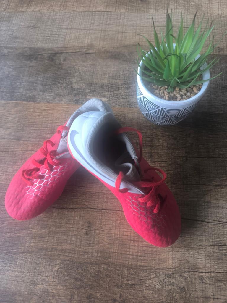 Nike Hypervenom 3 Academy FG maat 31, Sport en Fitness, Voetbal, Ophalen of Verzenden, Zo goed als nieuw, Schoenen