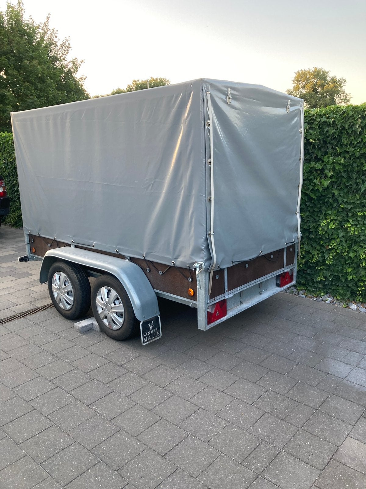 Aanhangwagen met huif mtm 750 kg  coc attest, Enlèvement, Comme neuf