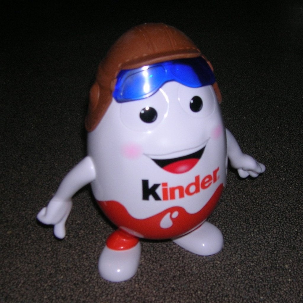 Kinder Surprise (24 cm), Verzamelen, Verrassingseieren, Ophalen, Zo goed als nieuw, Hardplasticfiguren