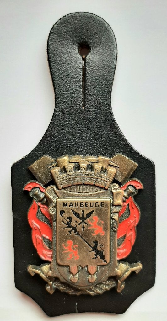 Brandweerembleem van Maubeuge., Ophalen of Verzenden, Embleem of Badge