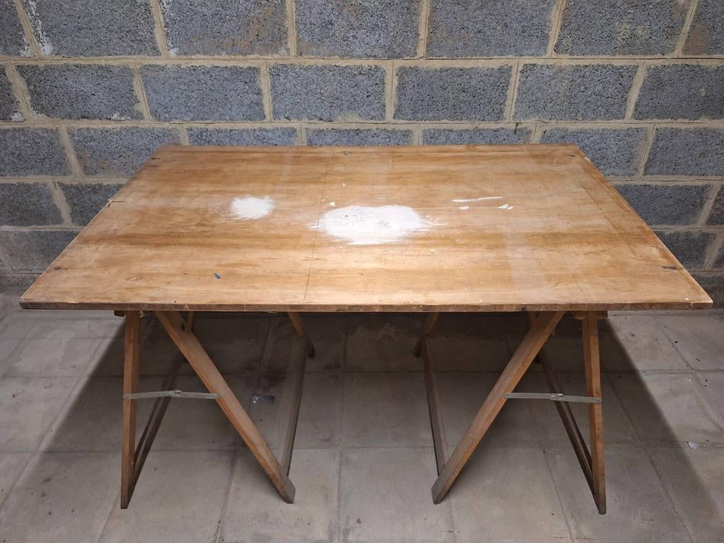 Plateau en bois sur tréteaux pliants en bois - style atelier, Utilisé