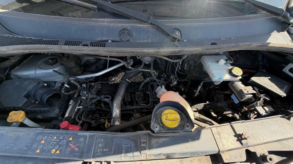 Renault Master ( Stock ID 71872) START NIET — 12