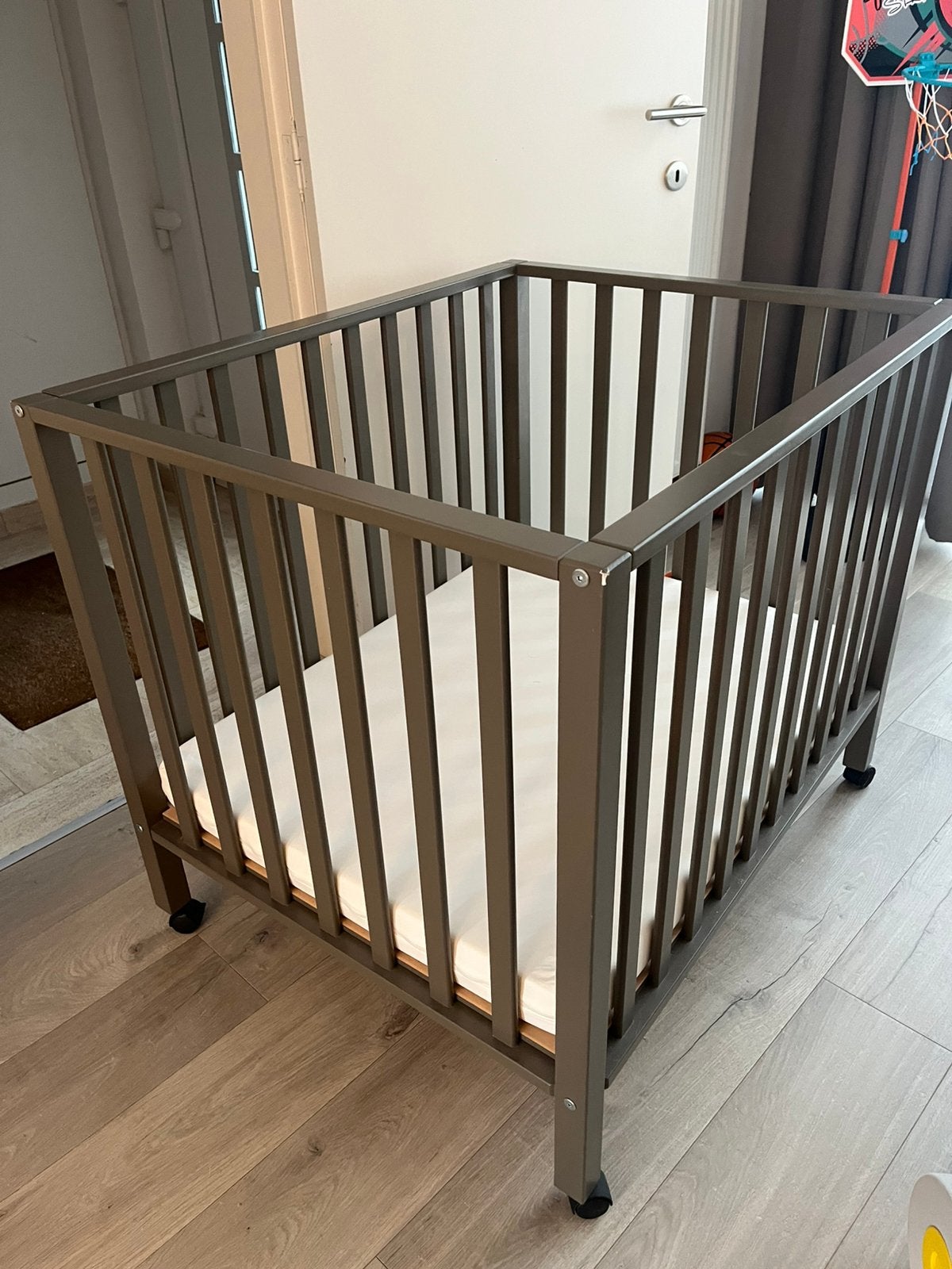 Park incl. matras €100, Kinderen en Baby's, Ophalen, Gebruikt, Vierkant, In hoogte verstelbaar