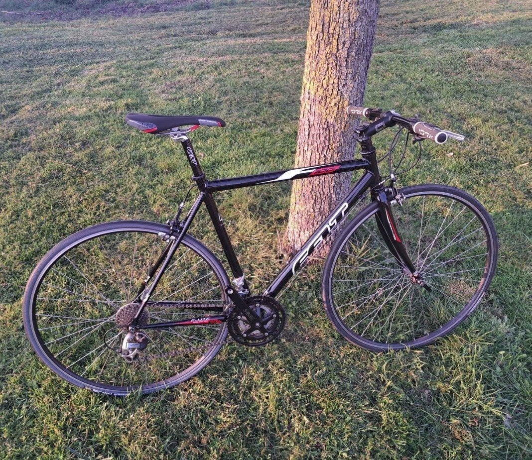 Vélo de route Felt F100, Shimano Sora 24 vitesses, taille 54, Enlèvement