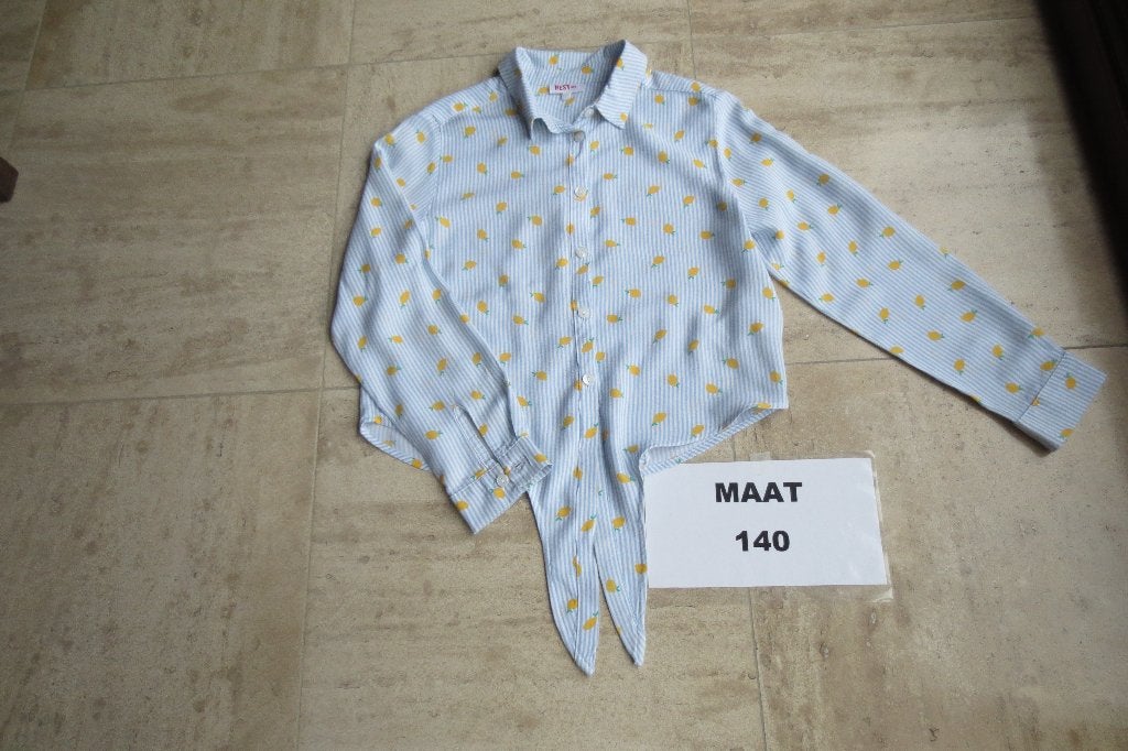 Bloes LM JBC 140 meisjes Foto 10757., Kinderen en Baby's, Kinderkleding | Maat 140, Meisje, Overhemd of Blouse, Ophalen of Verzenden