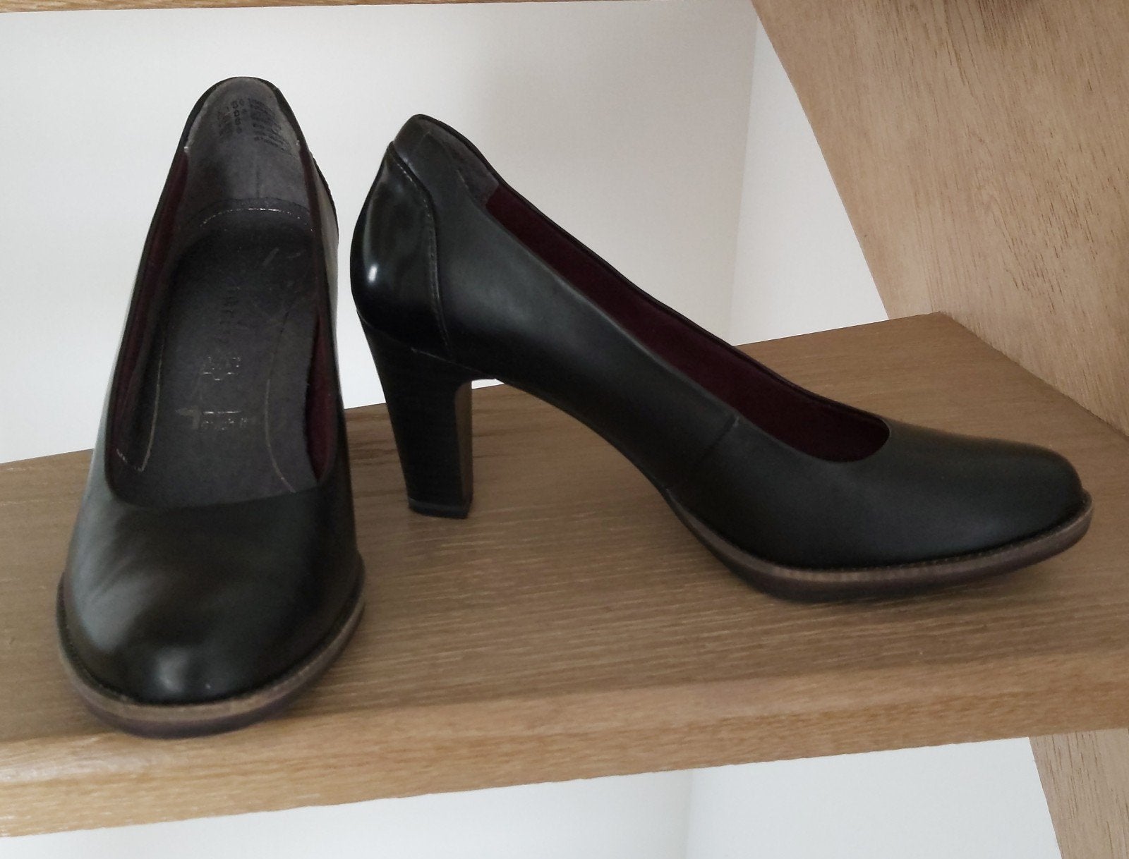 zwarte pumps Tamaris maat 40, Tamaris, Pumps, Zwart, Ophalen of Verzenden
