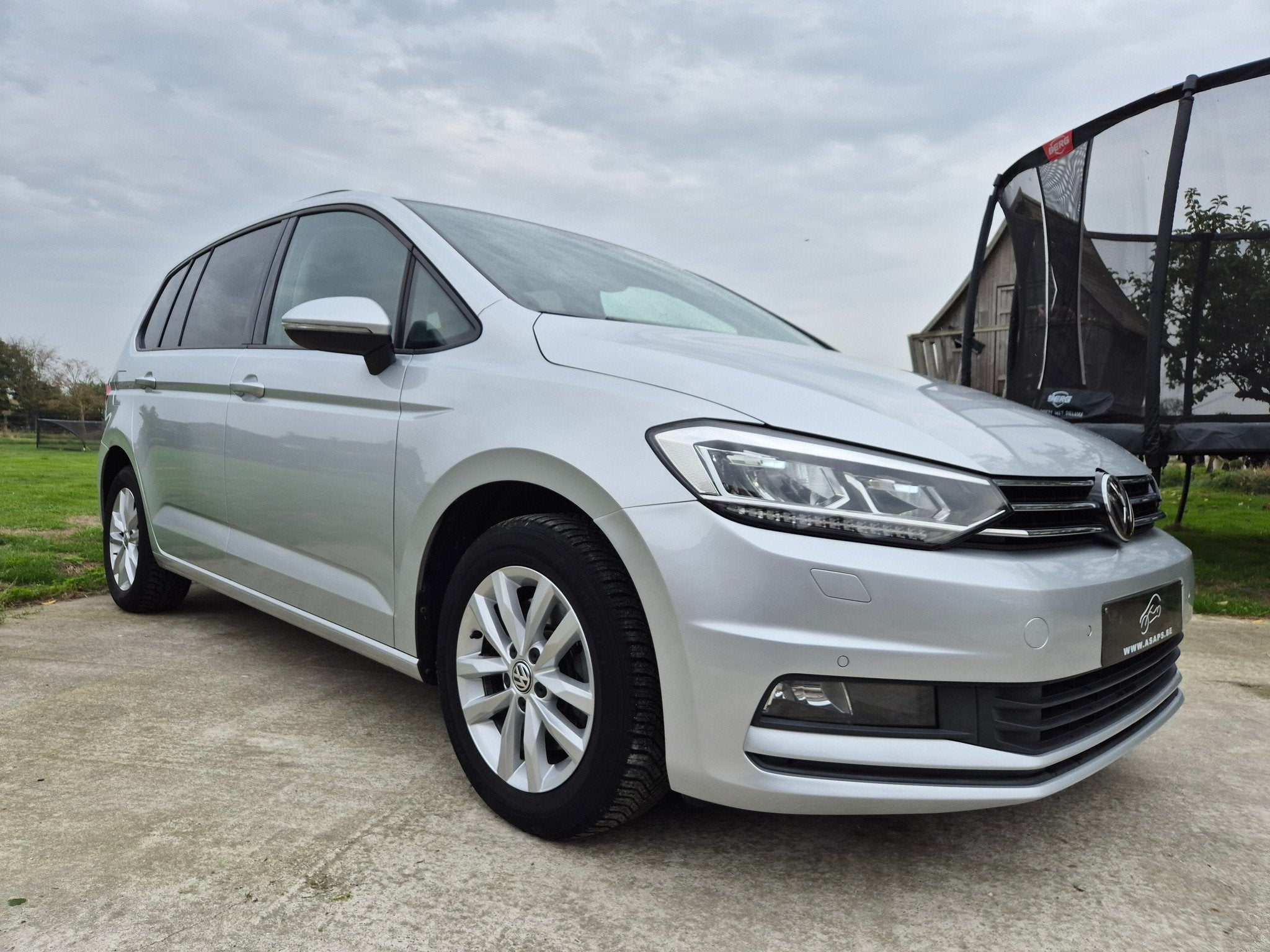 Volkswagen Touran * AUTOMAAT *7-plaats* ACC *FULL-LED* GARAN, Auto's, 4 cilinders, Bedrijf, 150 pk, Adaptive Cruise Control