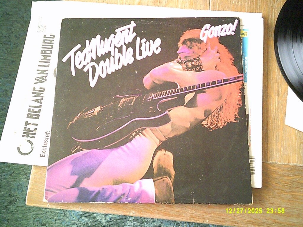 Ted Nugent – Double Live Gonzo! Dubbel LP (1978) Hardrock, CD & DVD, Enlèvement ou Envoi, Comme neuf, Hard rock, Housse de protection extérieure